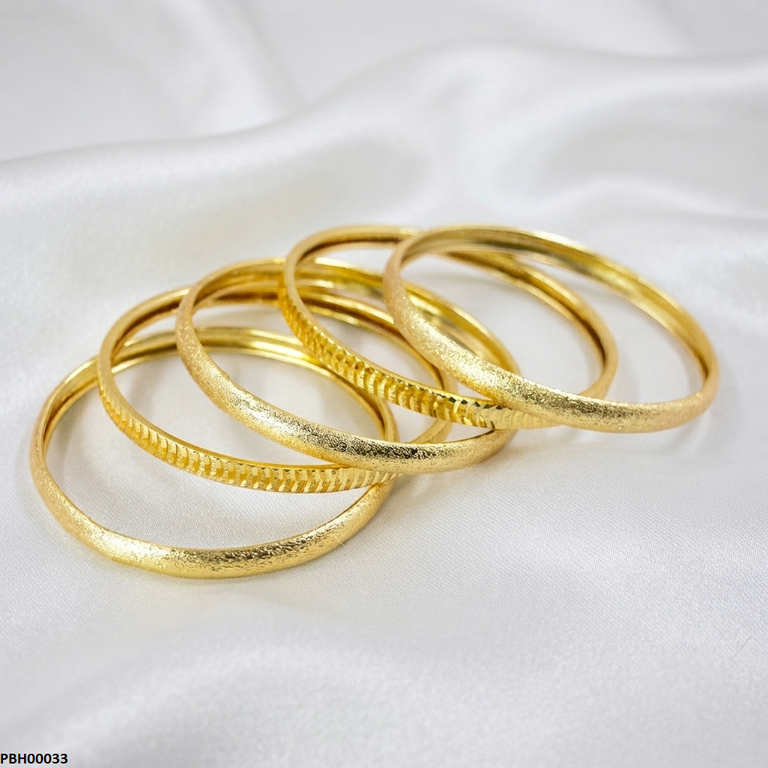 Plane/Cutt Bangles