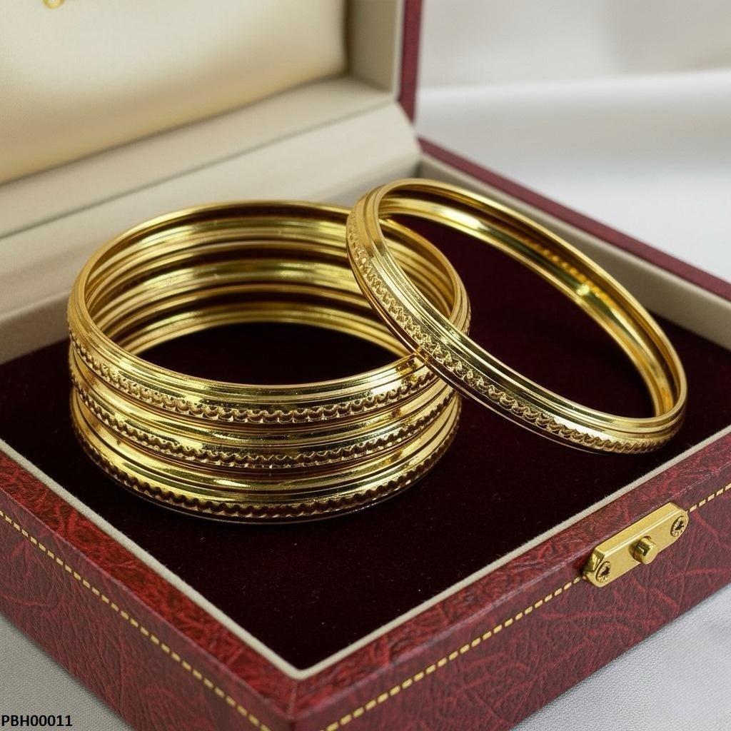 Cut/Engraved Bangles Set