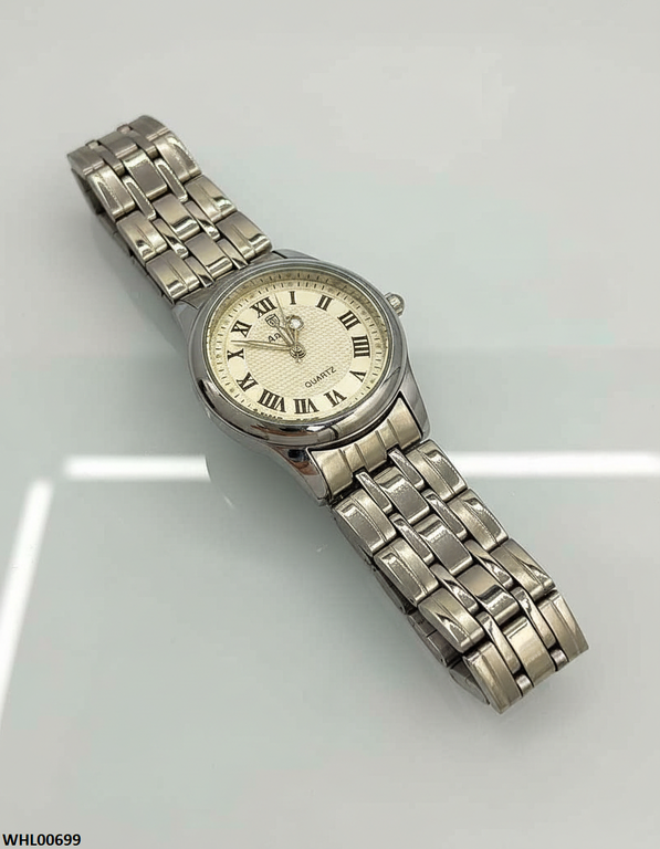 Round Dial Women's Watch