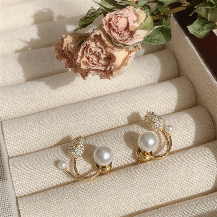 Rose/Pearl Stud Tops Pair