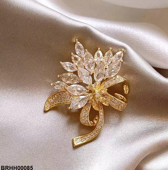 Tree/Bow Broach
