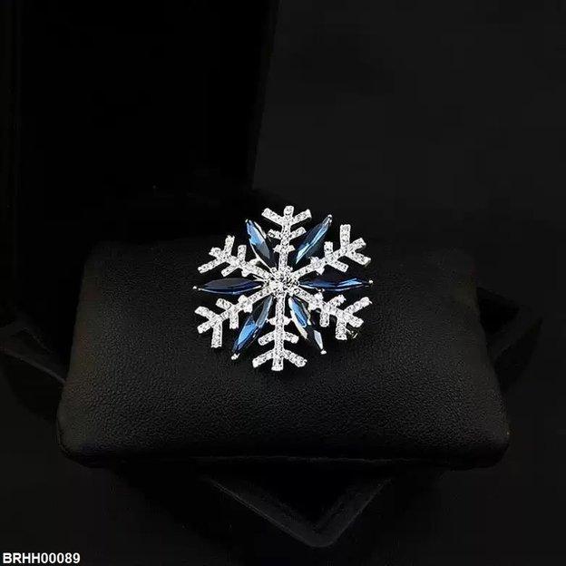 Cross Flower Broach