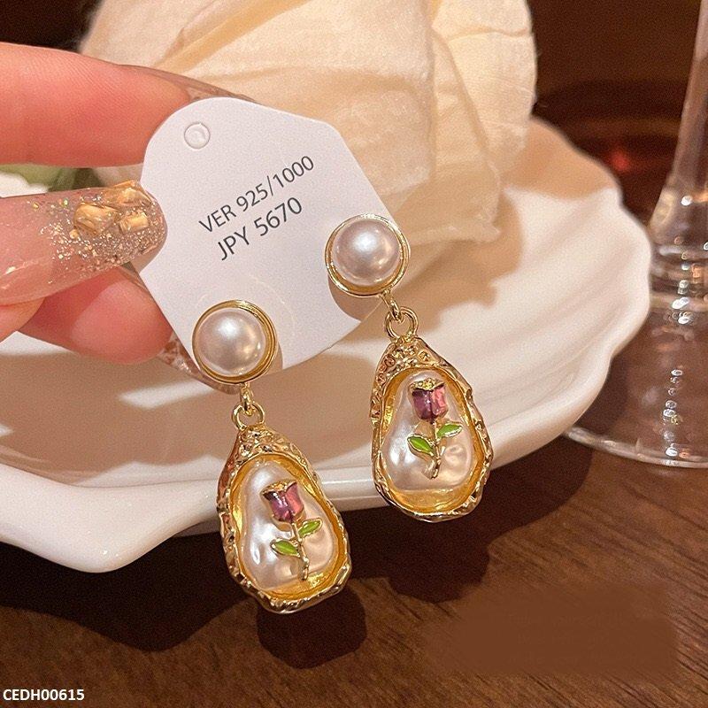 Oval Pearl Flower Drop