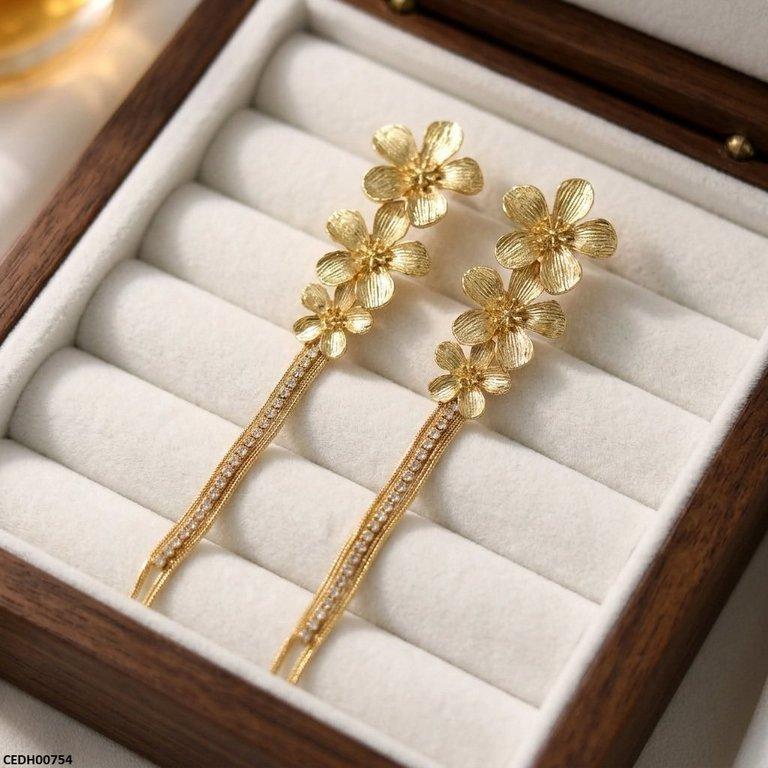 Flower Layeard Drop Earrings