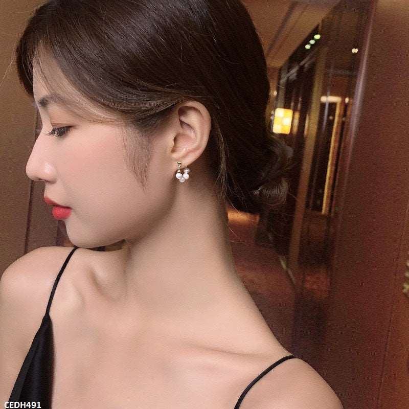 Pearl Drop Earrings