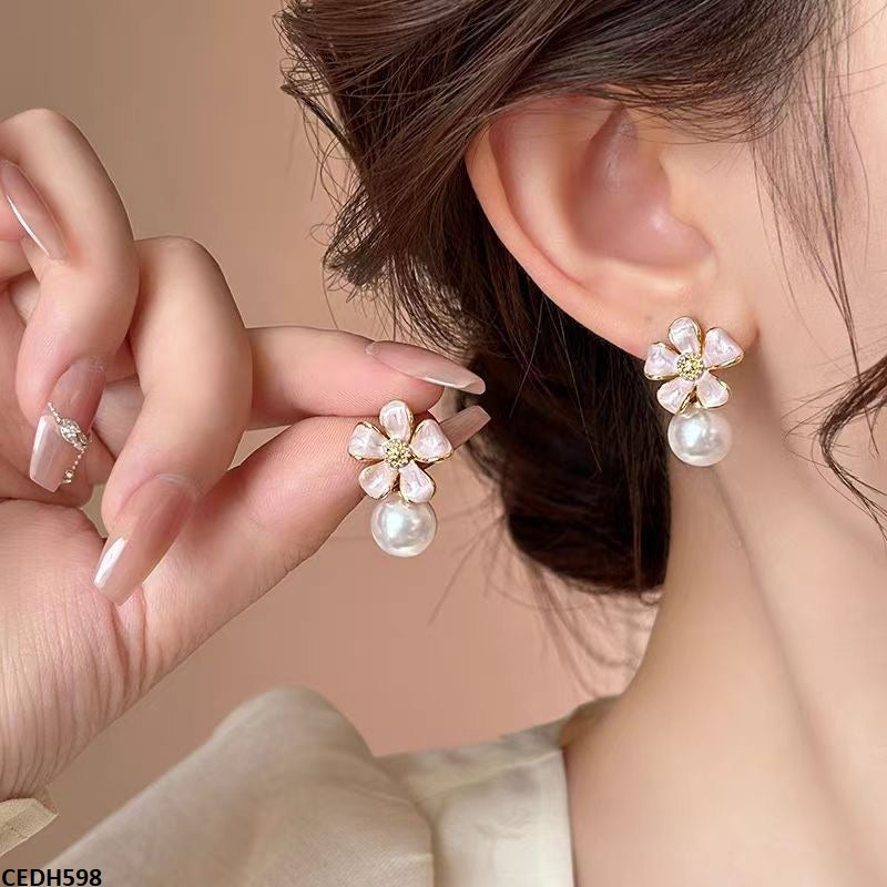 CEDH598 ZHL Flower Pearl Drop Earrings