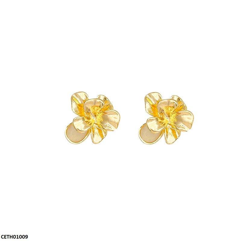 Flower Stud Tops Pair