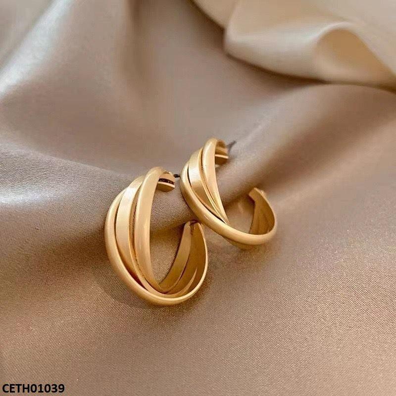 Intertwined Stud Tops Pair