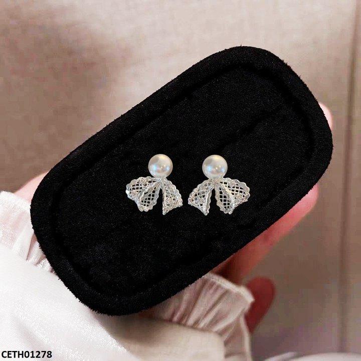 Bow Pearl Tops Pair