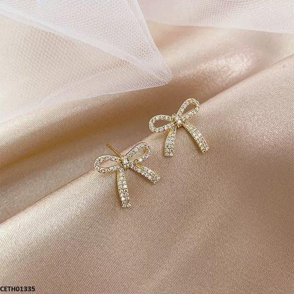 Bow Tops pair