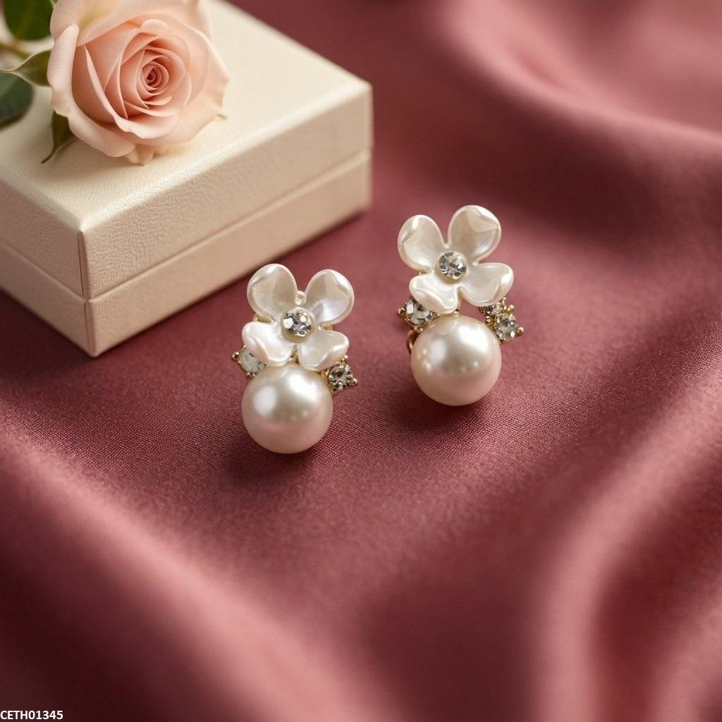 Flower Pearl Tops Pair