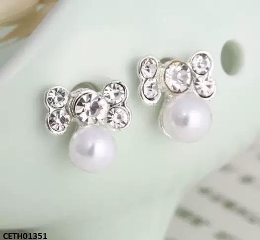 Round Pearl Tops Pair