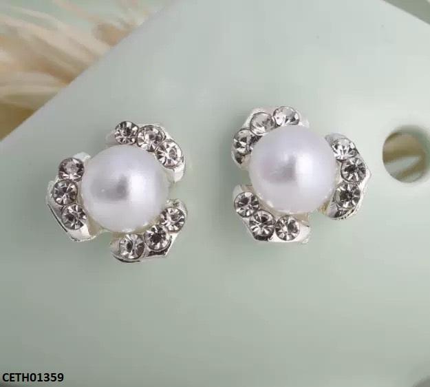 Pearl Tops Pair