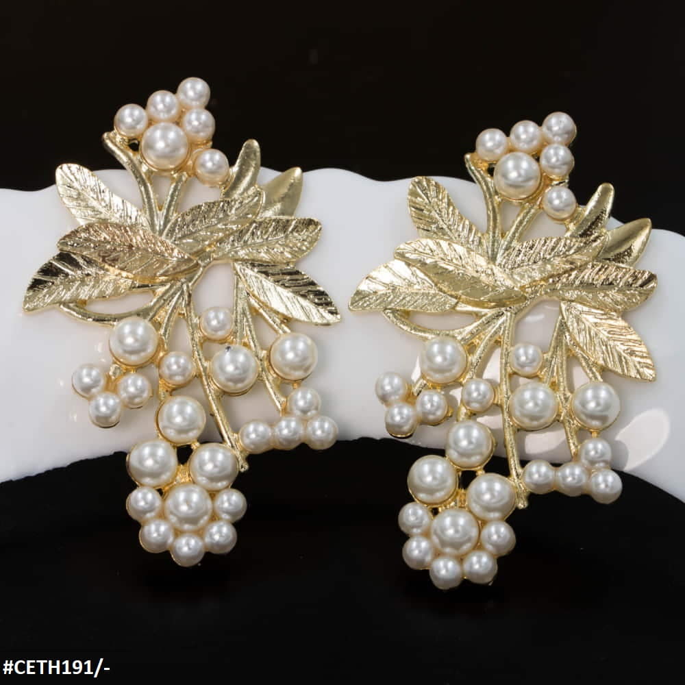 Leaf n Pearl Studs