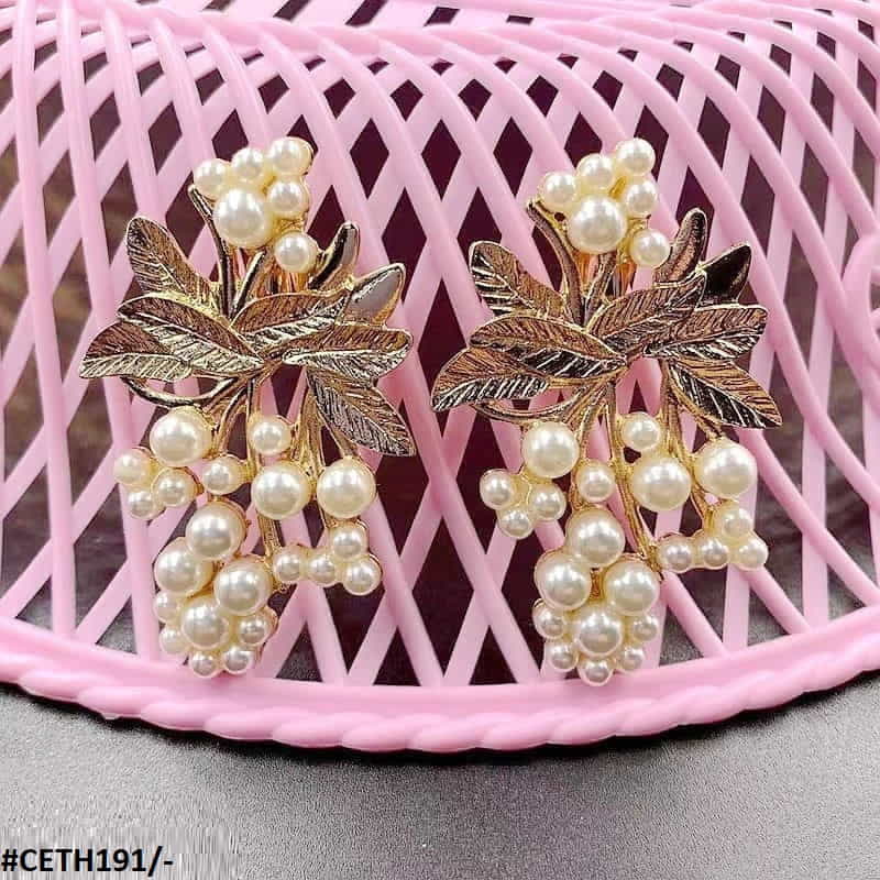 Leaf n Pearl Studs