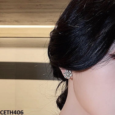 Flower Stud Pair