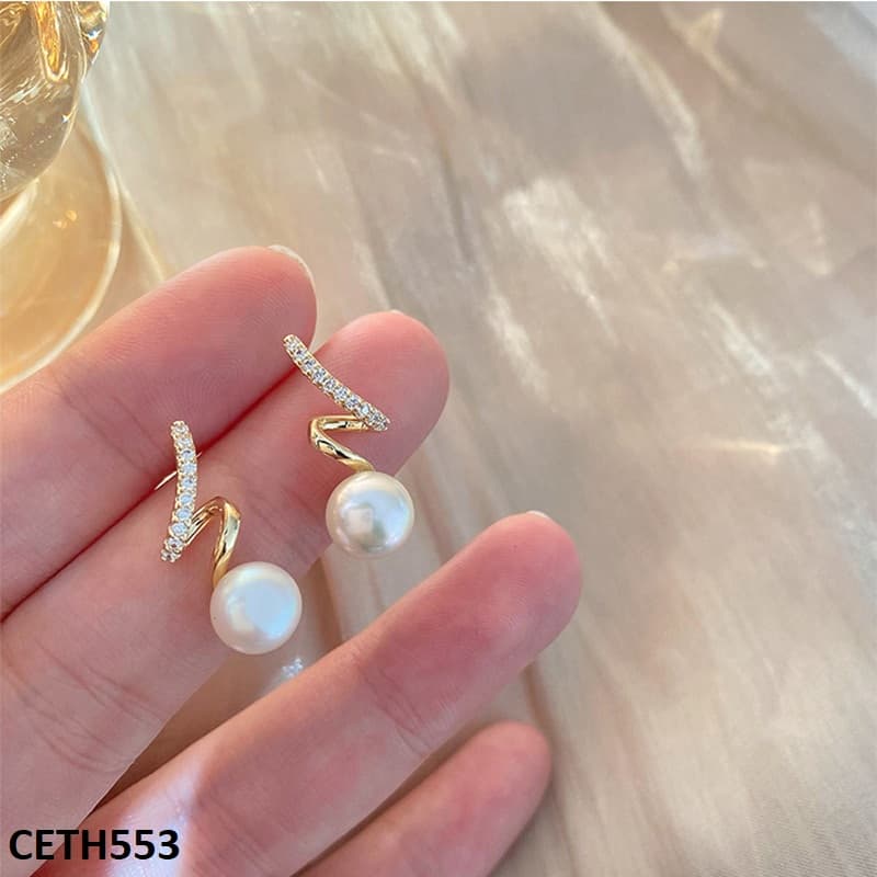 Zigzag/Pearl Stud Tops Pair