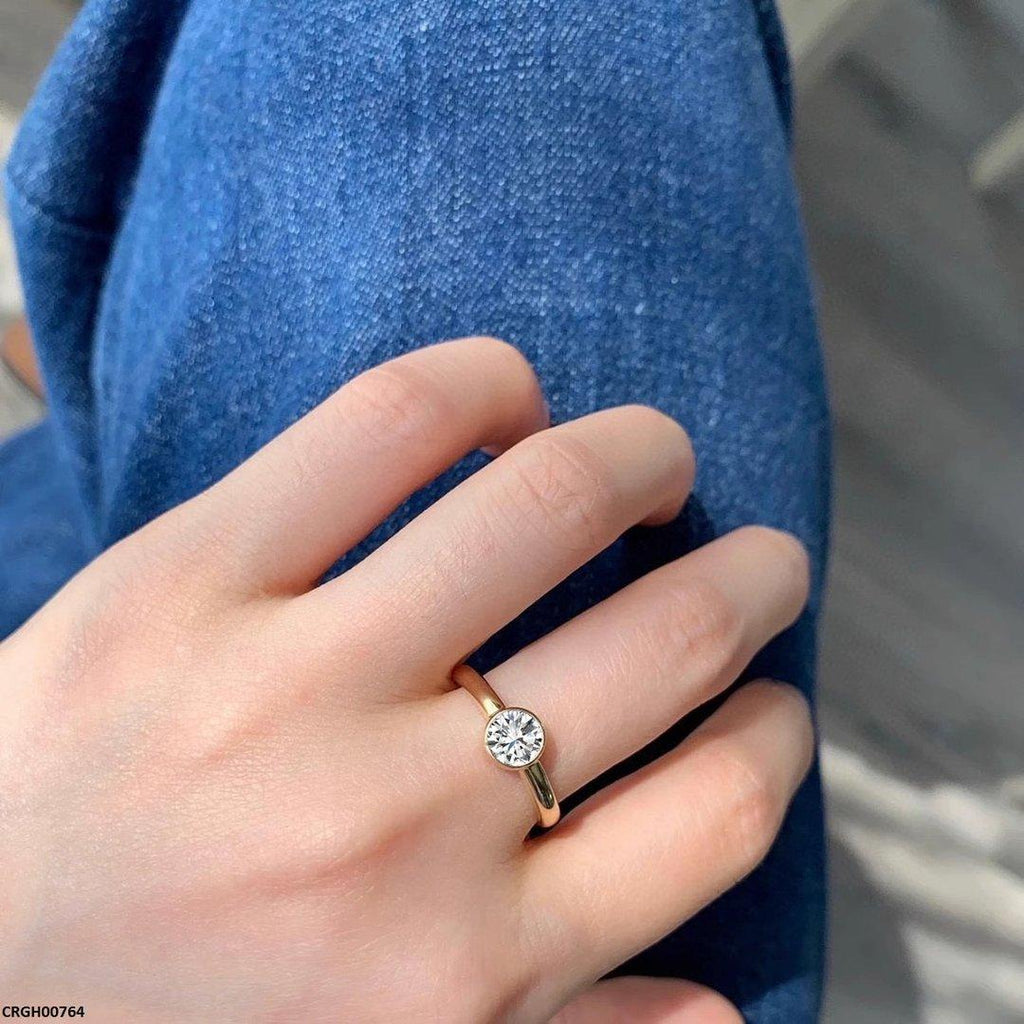 Round Stone Ring