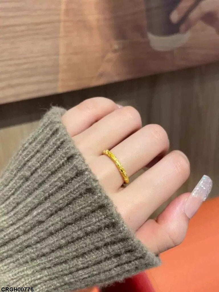 Round Flower Ring