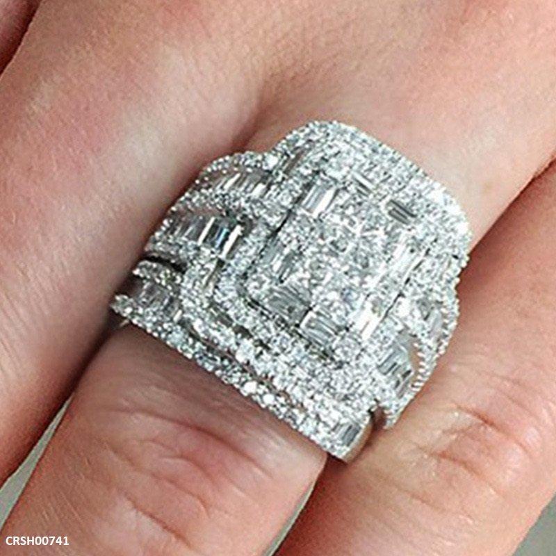 Cluster Pave Ring