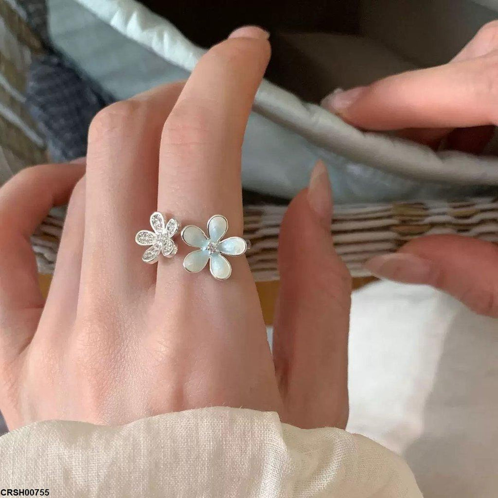 Double Flower Ring Adjustable