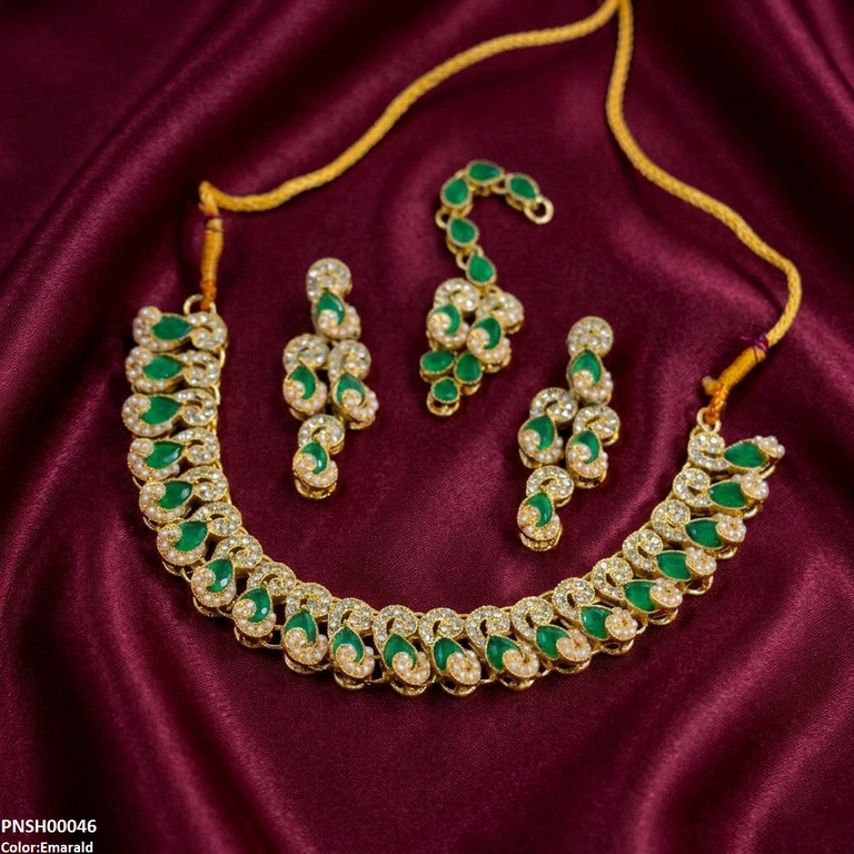 Tera Stones Necklace Set