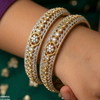 Round Stone Flower Bangle Set