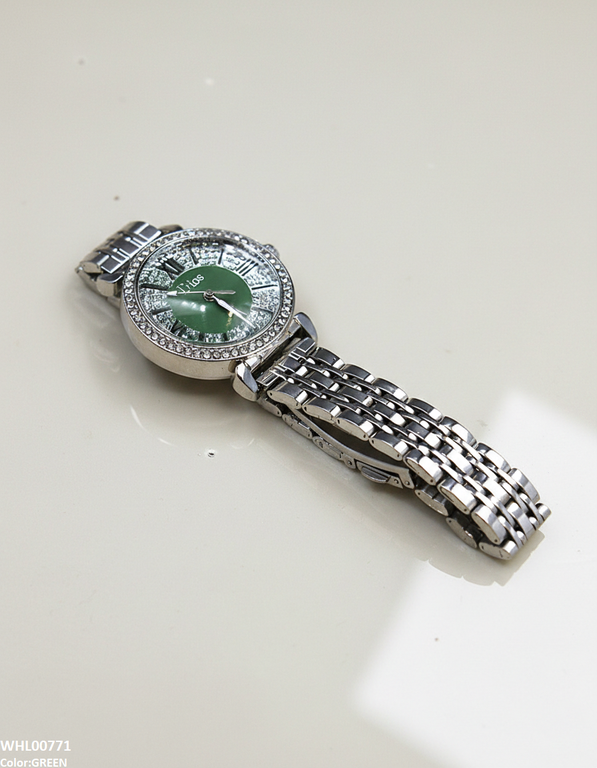Round Dial Women's Watch