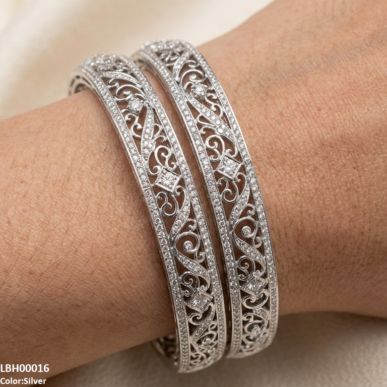 Round Stone Flower Bangle Set