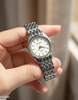 Round Dial Women's Watch