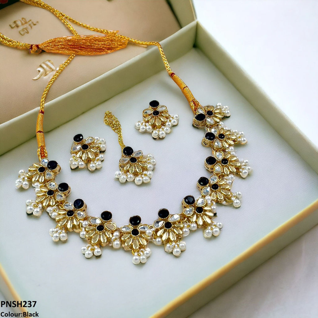 Tear/Flower Necklace Set