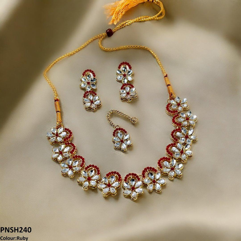 Flower Tear Stone Necklace Set
