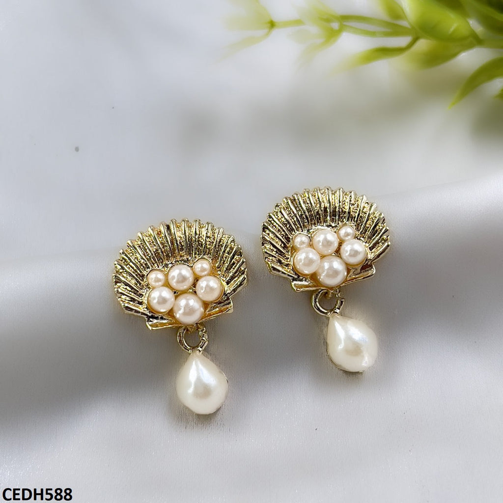 Shell Pearl Drop Earrings