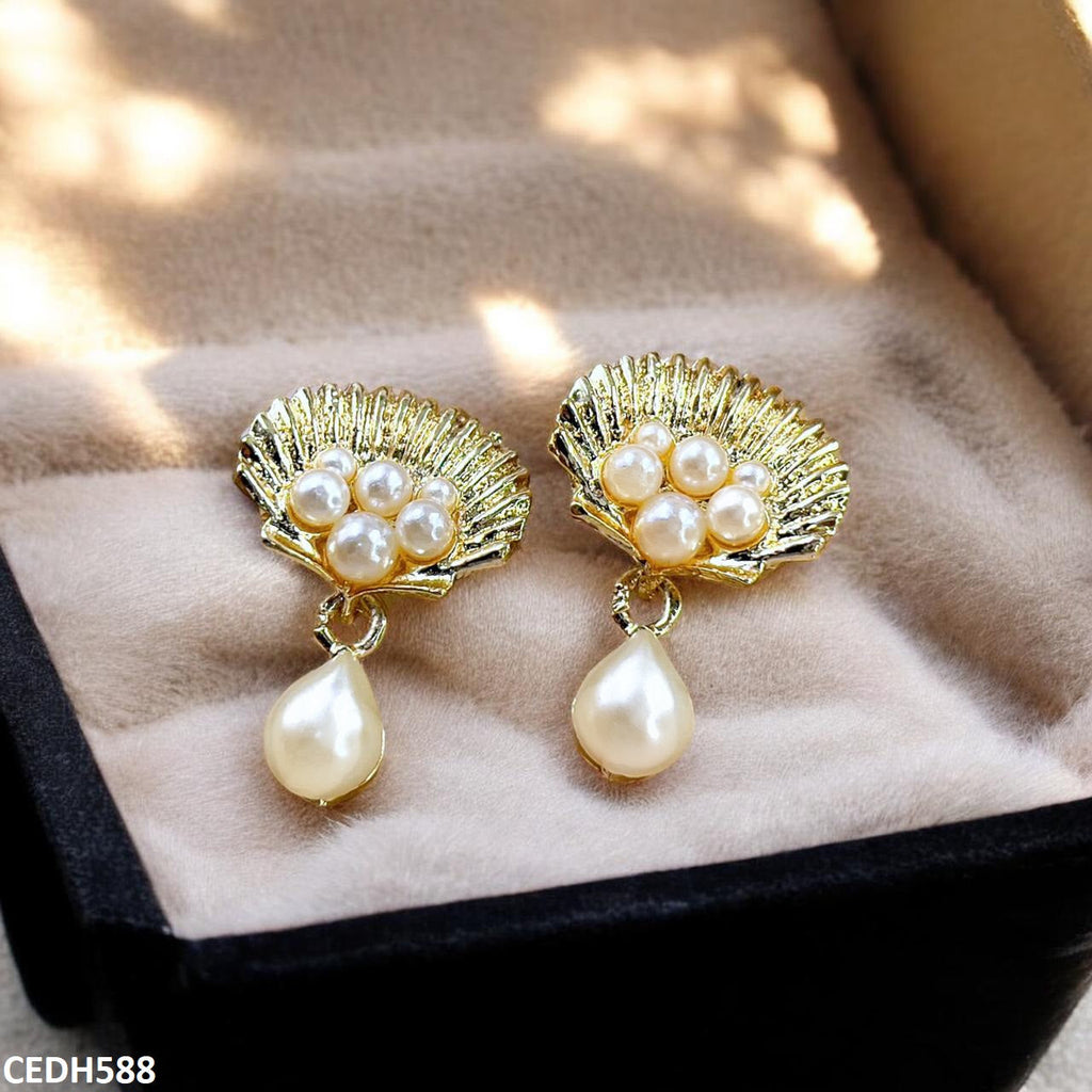Shell Pearl Drop Earrings