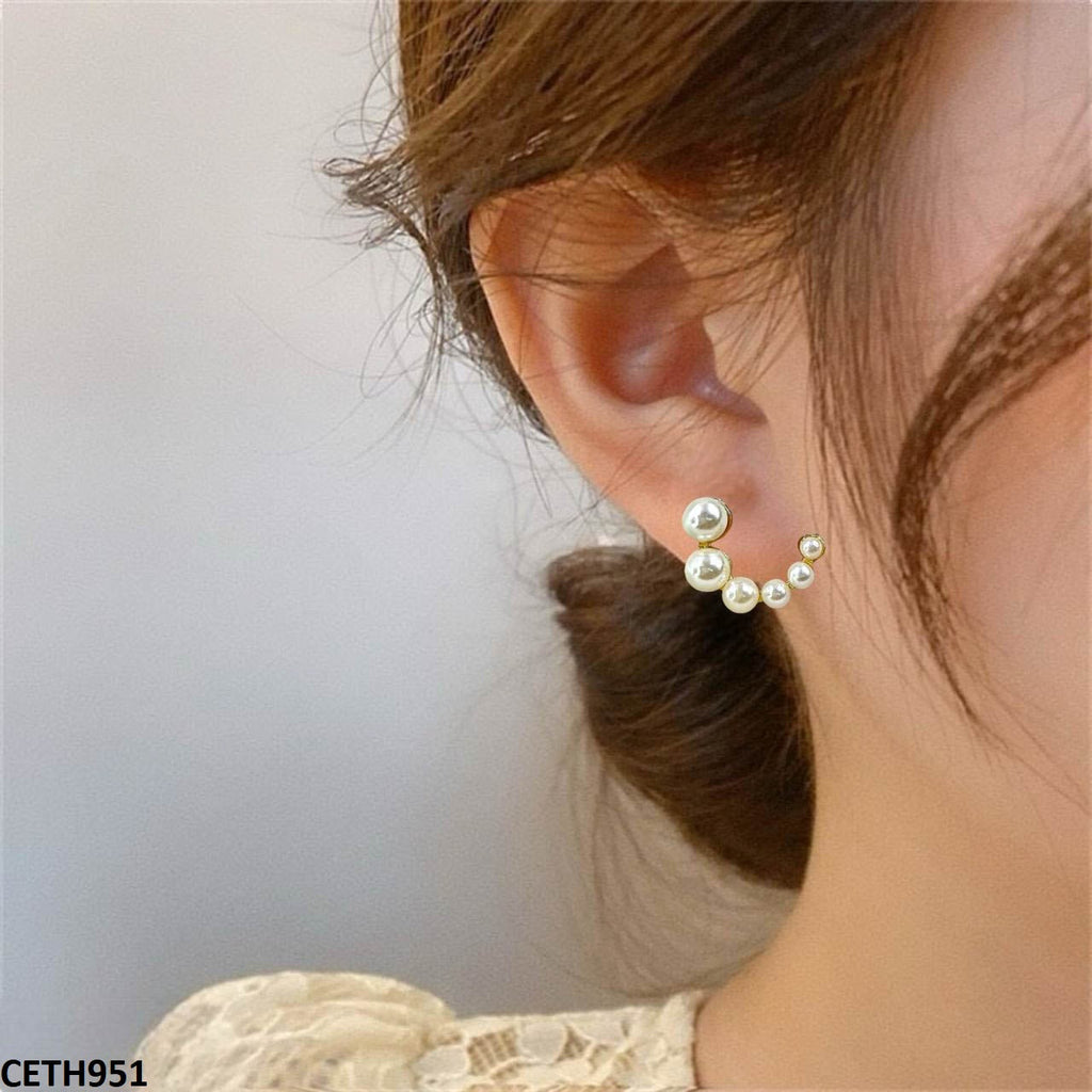 Pearls Tops Pair