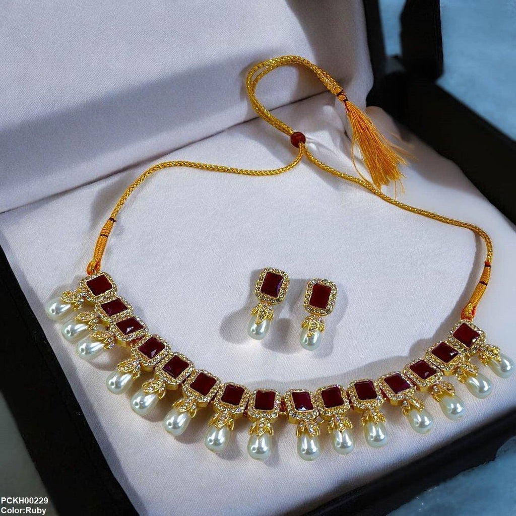 Rectangle Pearl Choker Set