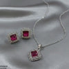 Square Pedant Set