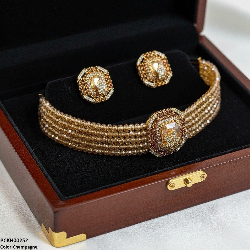 Square/Leaf Choker Set