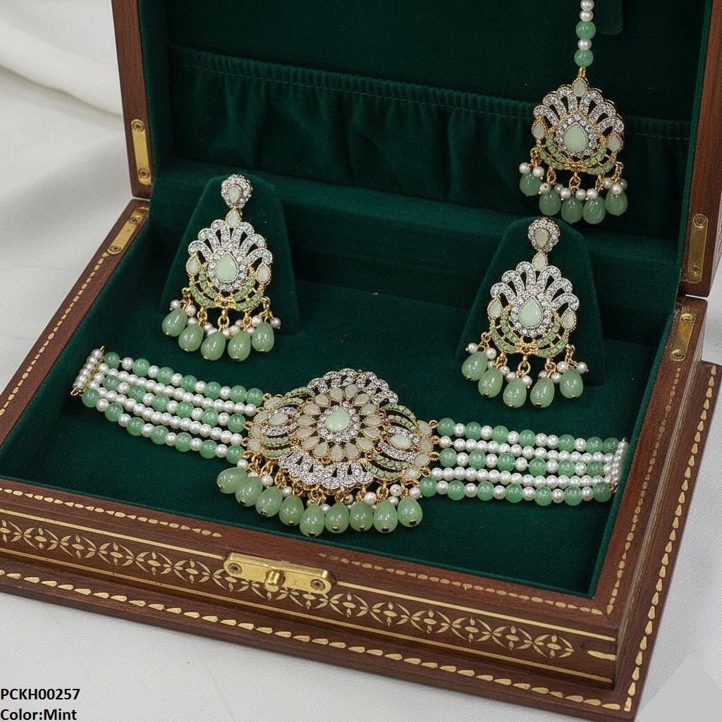 Tear Pearl Drop Choker Set