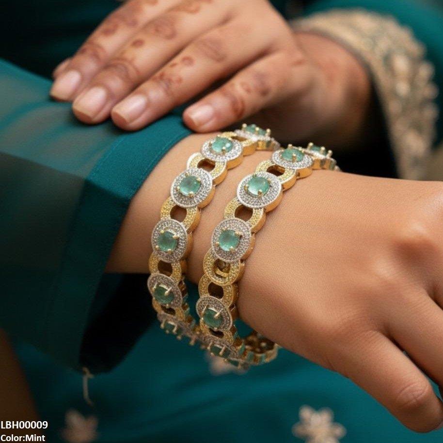 Round Stone Linked Bangle Set