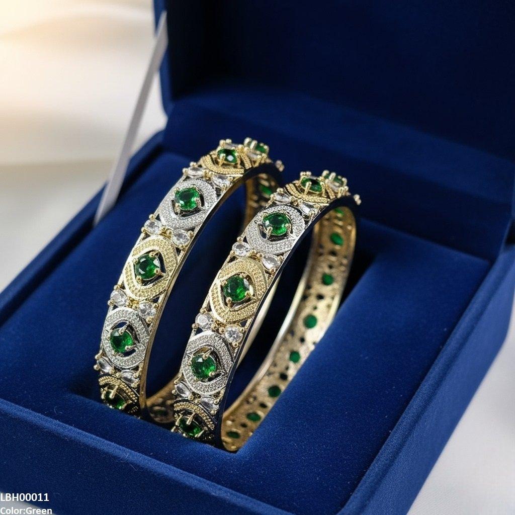 Round Stone Bangle Set