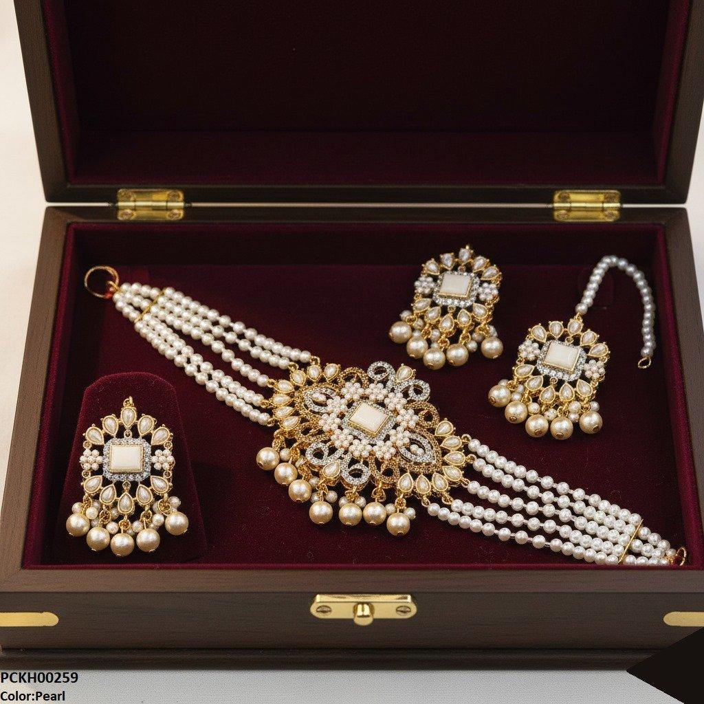 Flower/Tear Pearl Drop Choker Set