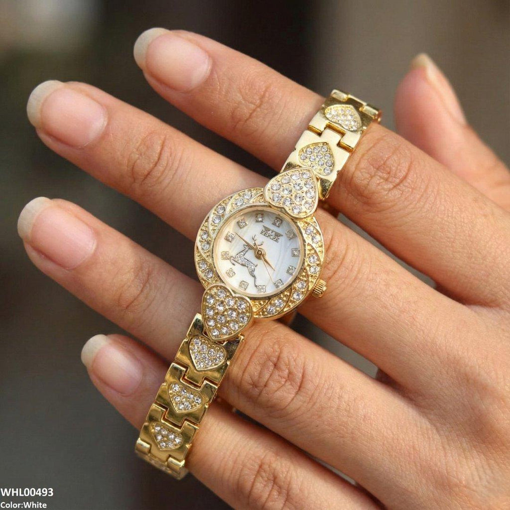 Round Deer Dial Heart Bracelet Women's Watch