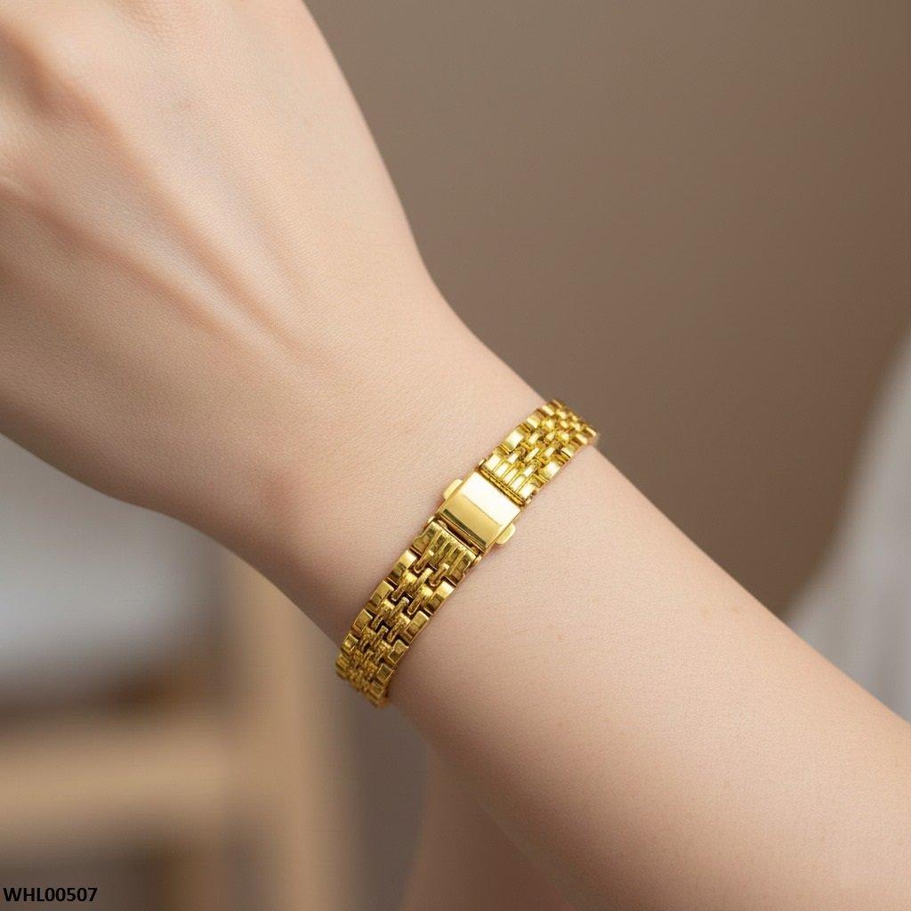 Round Dial Women's Watch