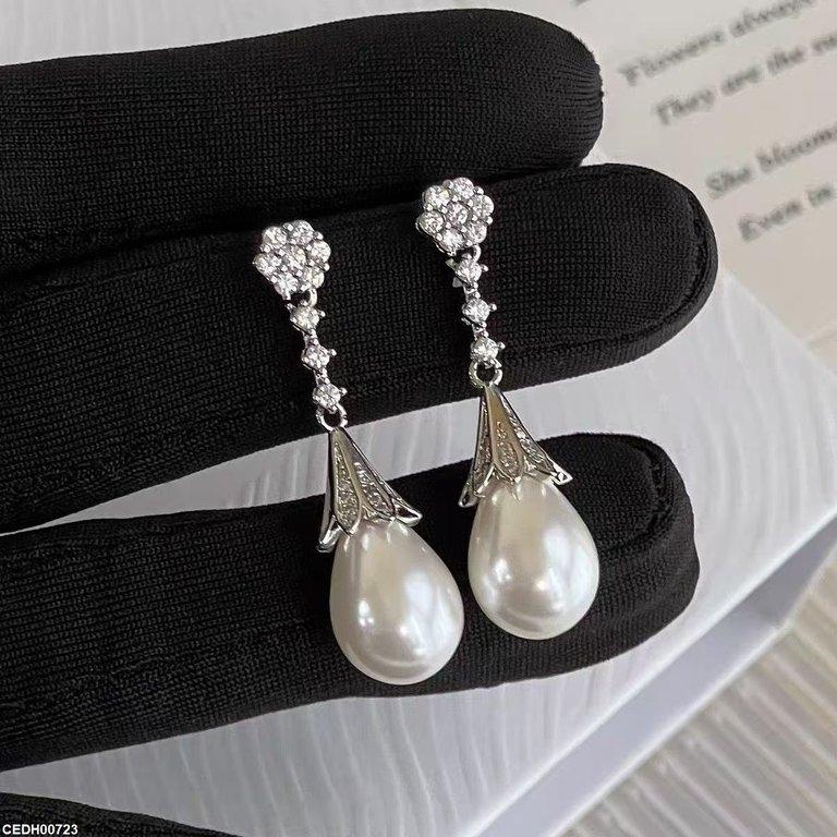 Round Pearl Drop Earrings