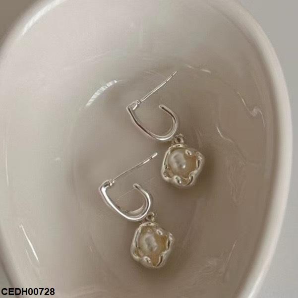 Pearl Drop Earrings