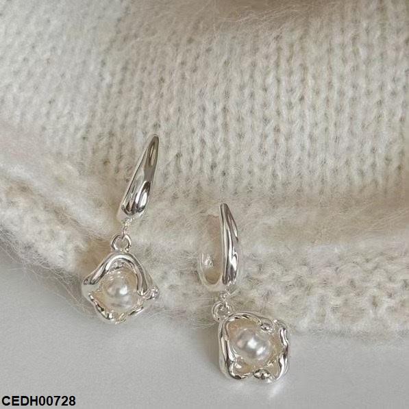 Pearl Drop Earrings