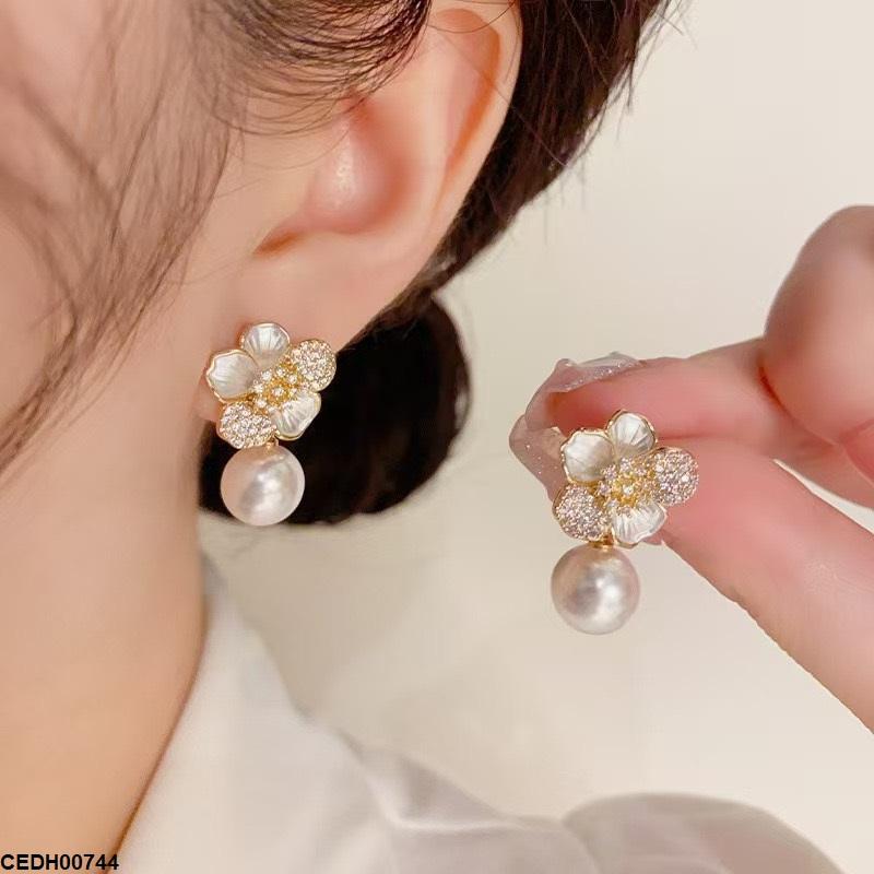 Flower Pearl Drop Earrings