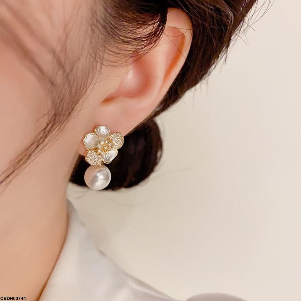 Flower Pearl Drop Earrings