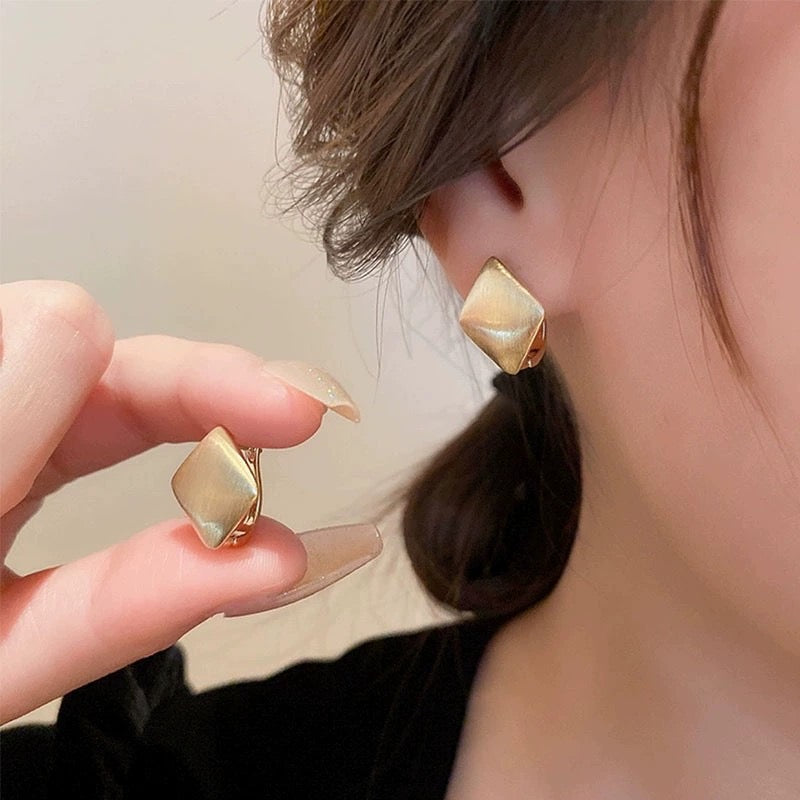 Square Hoops Pair
